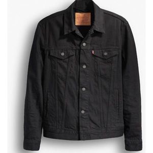 Levi’s Trucker Jackets-Size L